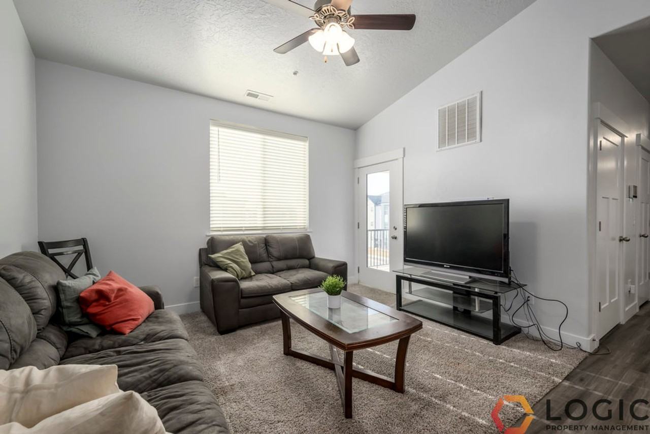 3679 W 1530 N #301 - Photo 6 of 20