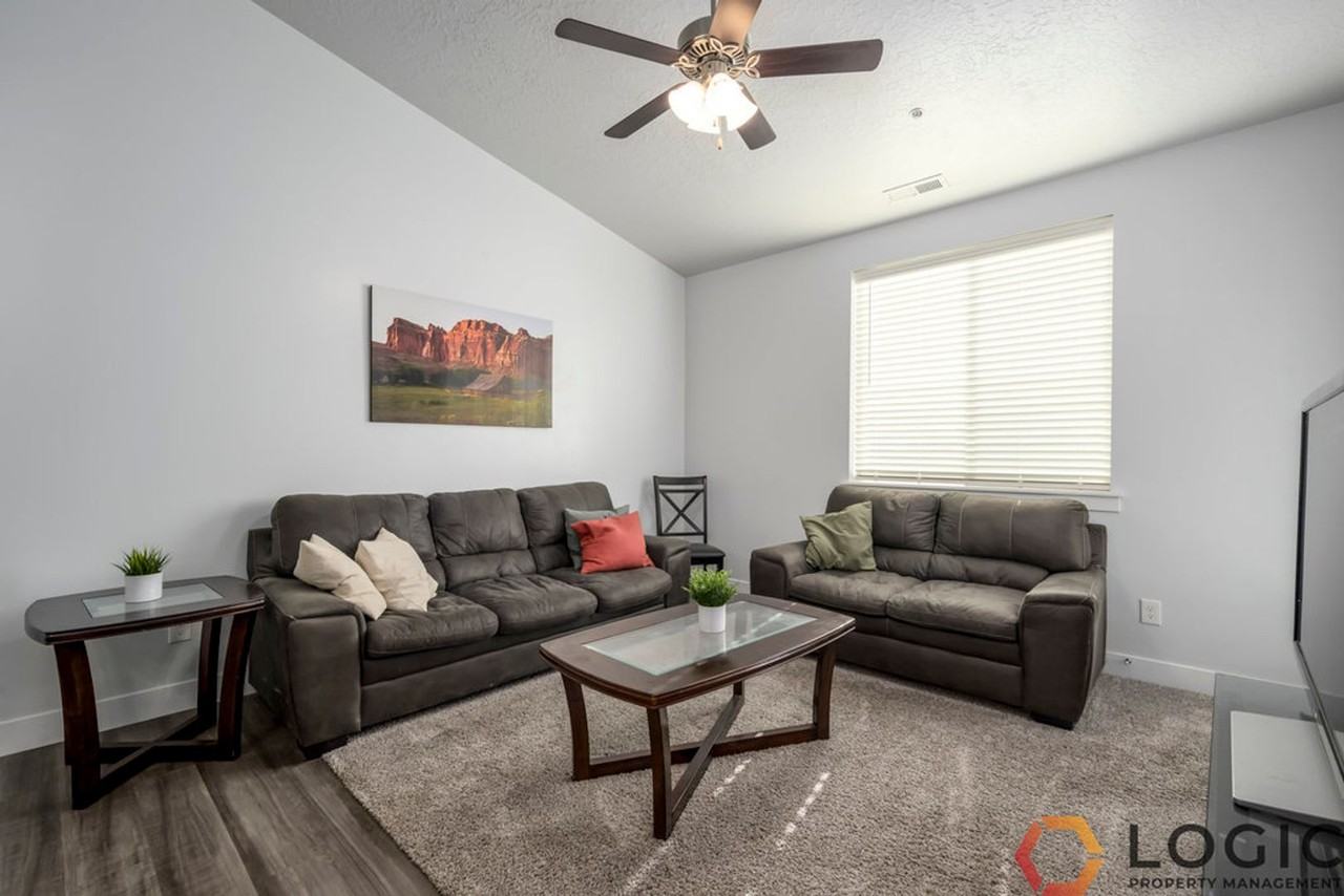 3679 W 1530 N #301 - Photo 5 of 20