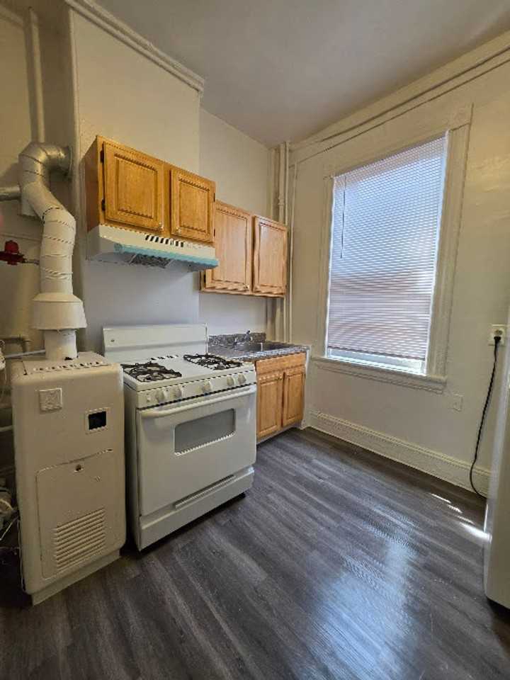 1408 P St Nw - Photo 3 of 9
