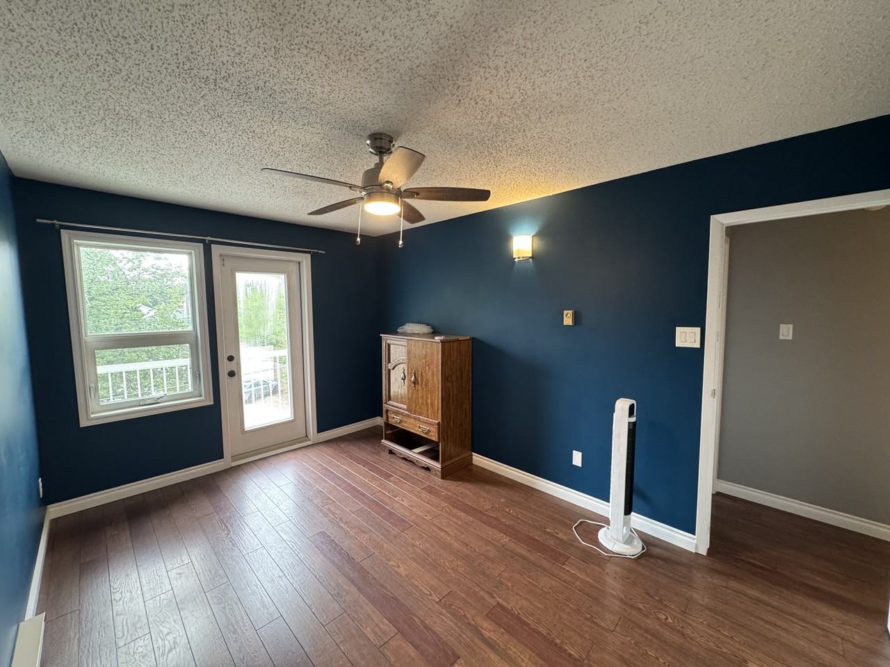 220 Goulet St - Photo 5 of 23