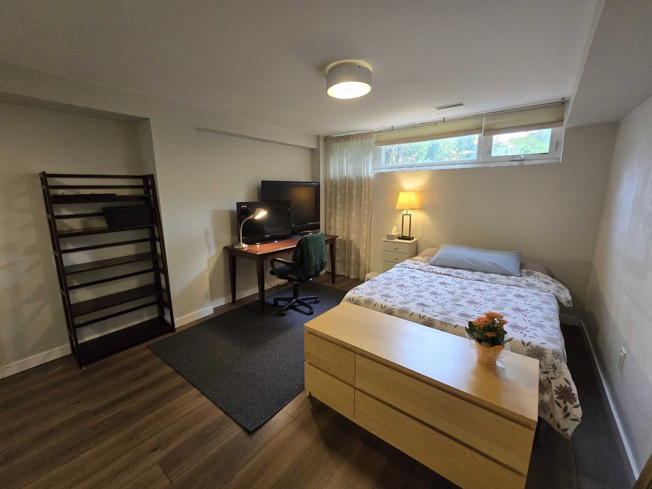 25 Santa Barbara Rd - Photo 2 of 11