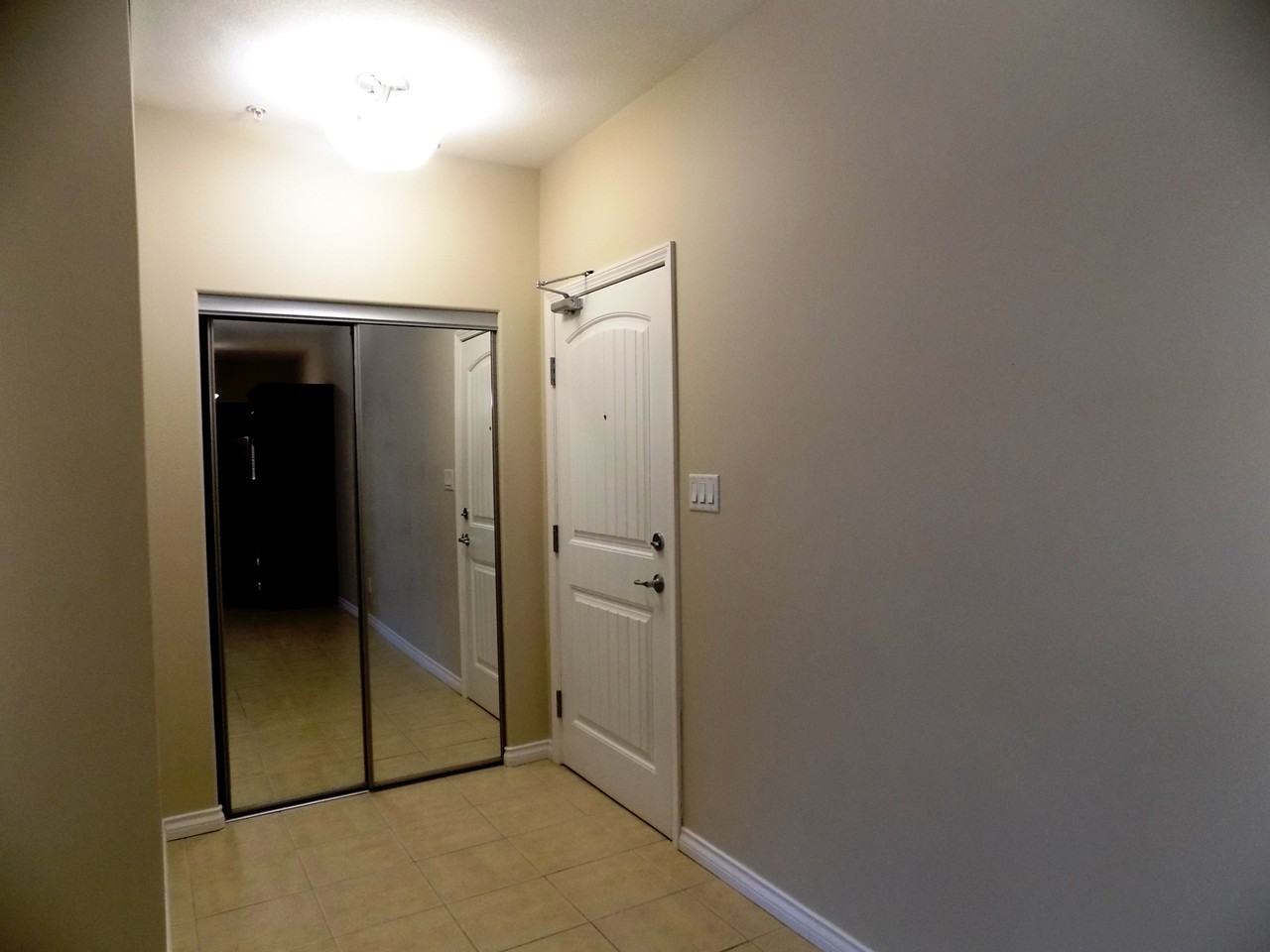 2503 Hanna Cres Nw - Photo 3 of 16