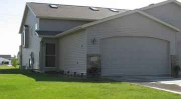 featured image of 1058 Parkway Dr