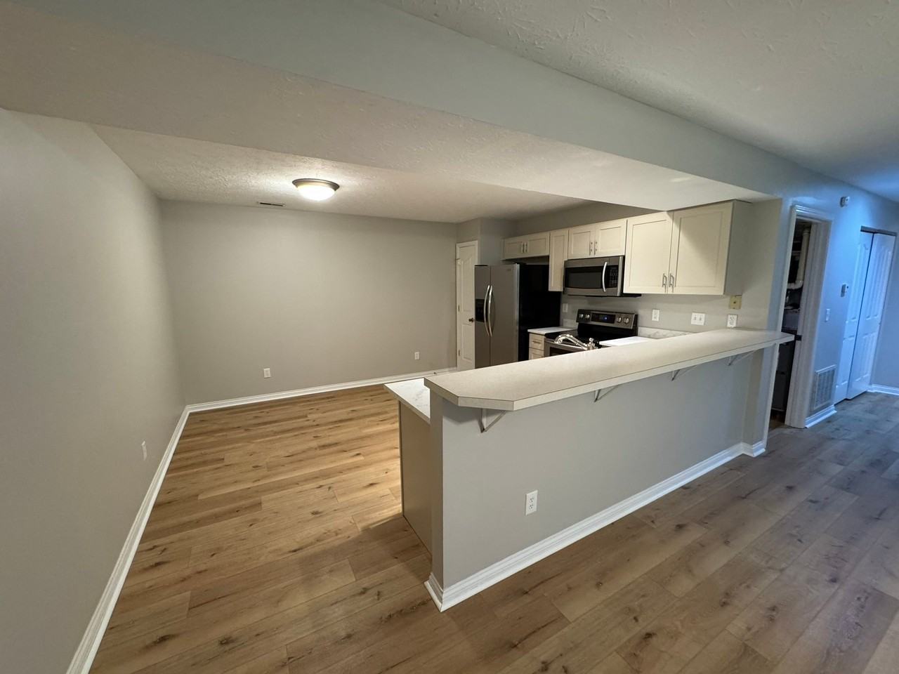 1979 Pieck Dr #B - Photo 5 of 29