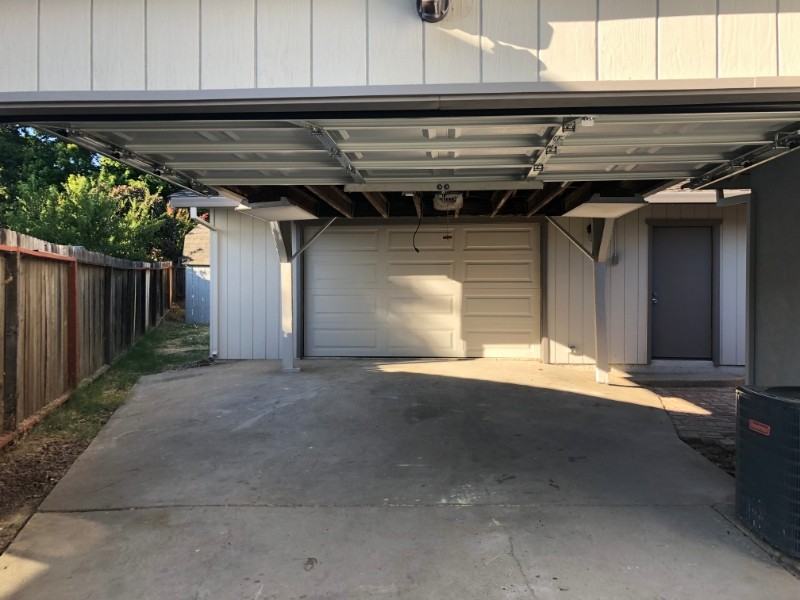 7024 Woodmore Oaks Dr - Photo 2 of 25