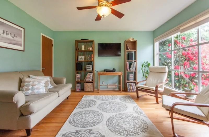 3828 N Willis Blvd - Photo 2 of 16