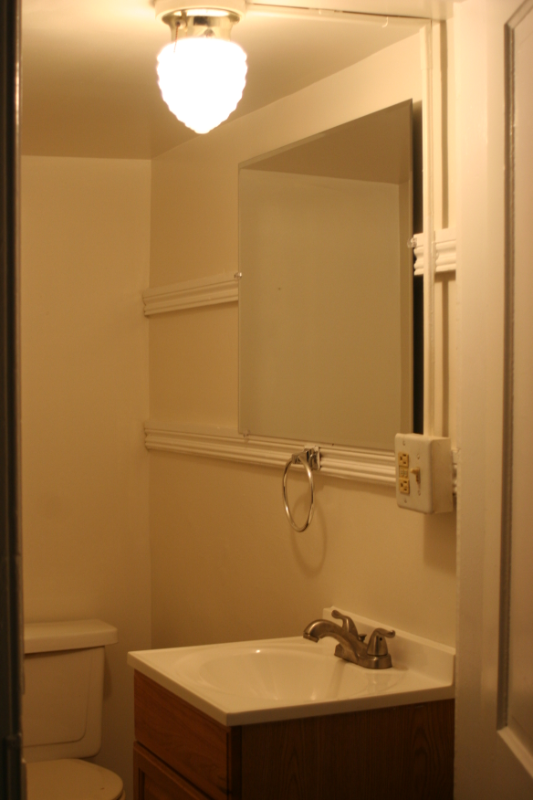 841 Hollins St - Photo 7 of 11