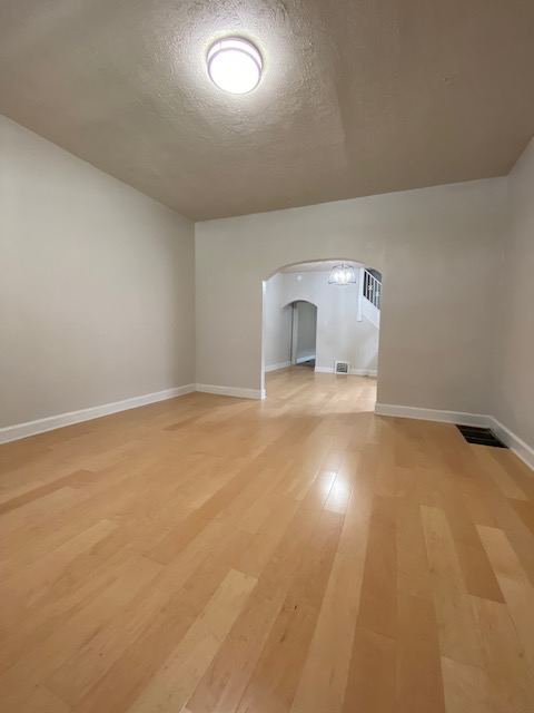 2824 N Park Ave - Photo 7 of 13