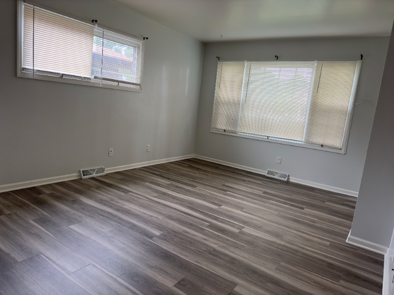 2407 S 68th St - Photo 3 of 14