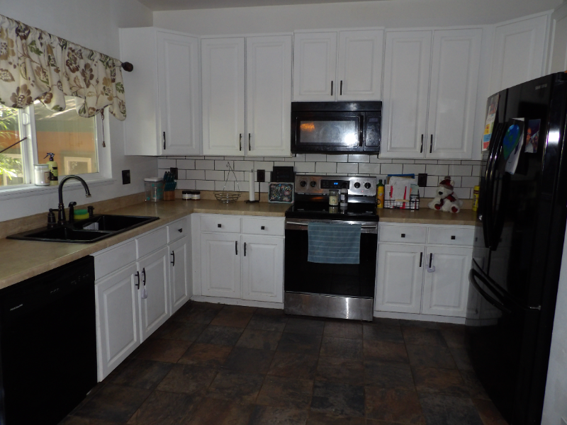 7601 Barn Owl Dr - Photo 4 of 14