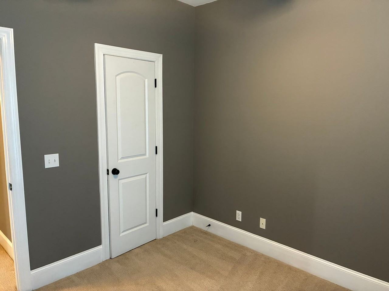 233 Forest Glen Dr - Photo 6 of 13