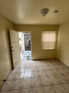 112 S Eucalyptus Ave #1 - Photo 3 of 3