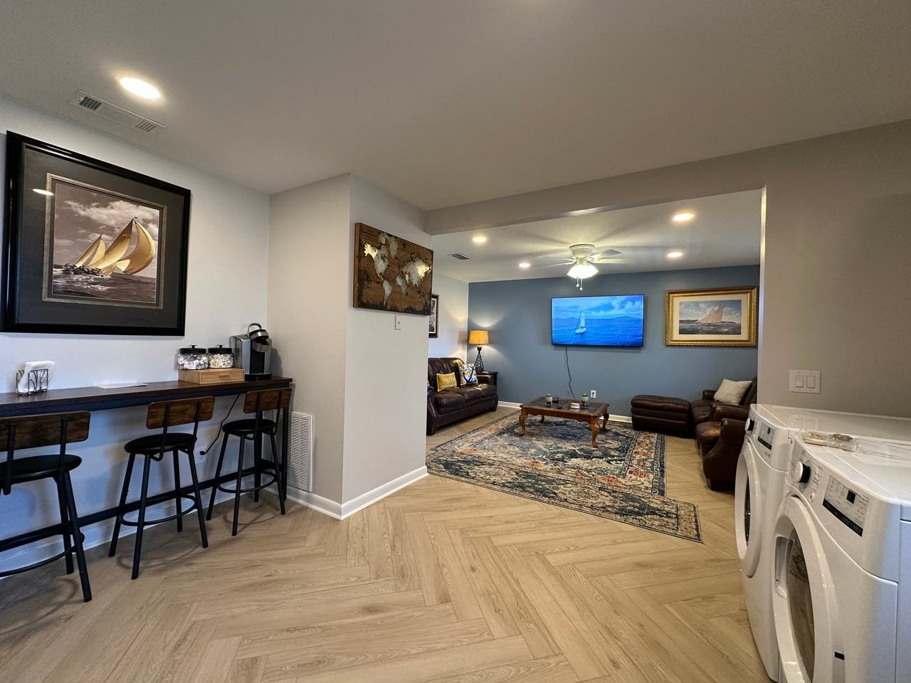 111 Seaparc Ct #B - Photo 2 of 16