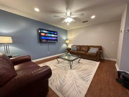 featured image of 111 Seaparc Ct #C