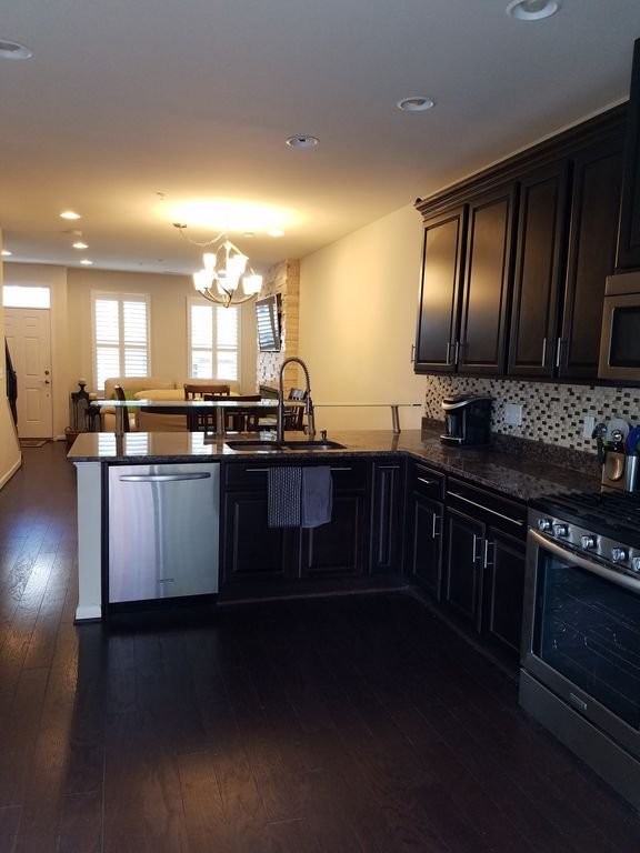 135 Strummer Ln - Photo 3 of 15