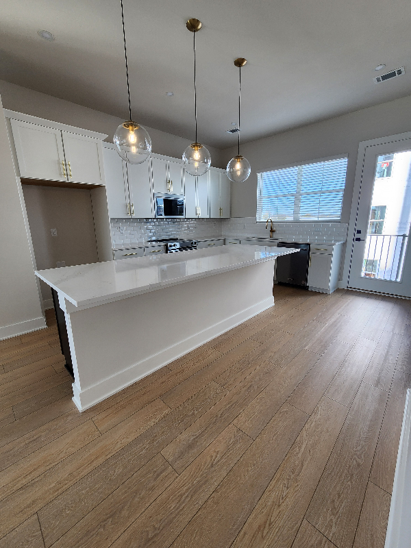 4118 Indiana Ave - Photo 4 of 26