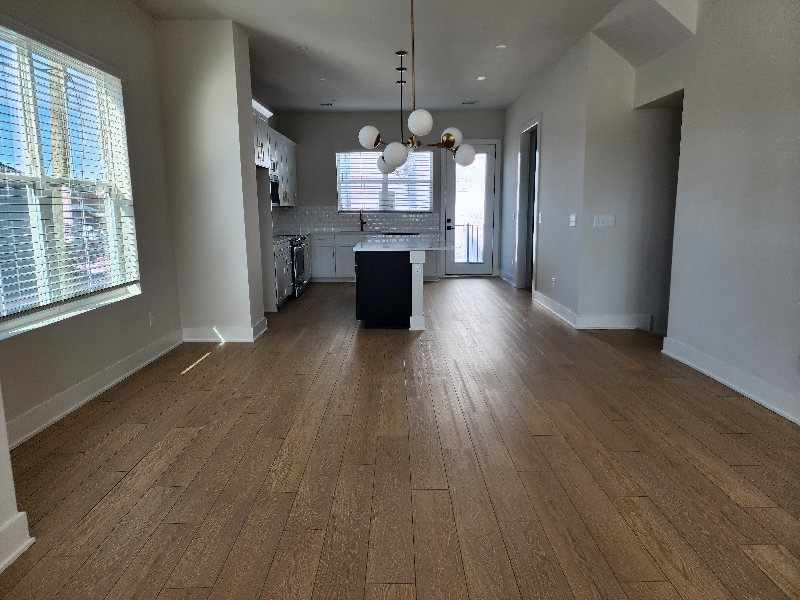 4118 Indiana Ave - Photo 7 of 26