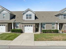 featured image of 28 Torrey Pines Ln