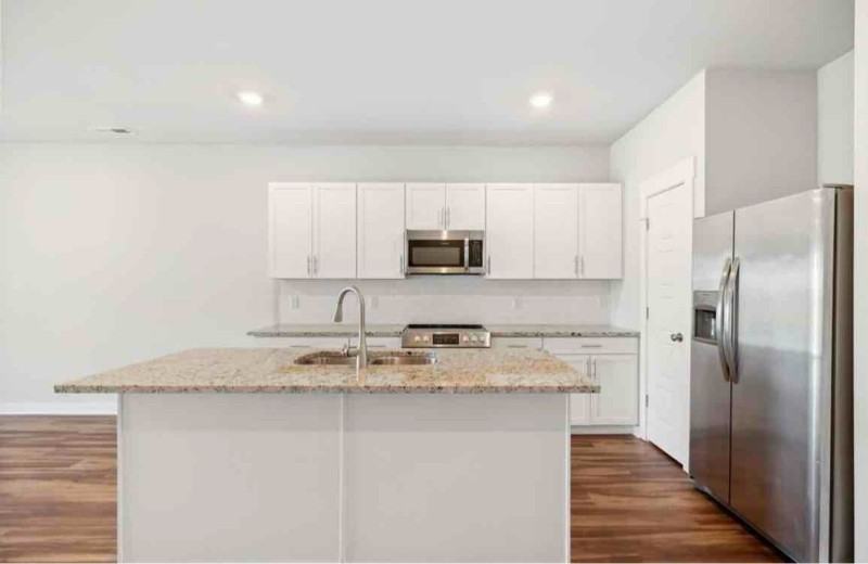 28 Torrey Pines Ln - Photo 2 of 22