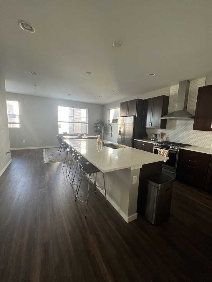 8951 Ramblestone St - Photo 6 of 18