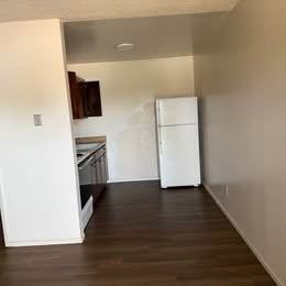 2044 S 11th Ave #4 - Photo 2 of 12