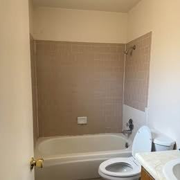 2044 S 11th Ave #4 - Photo 6 of 12