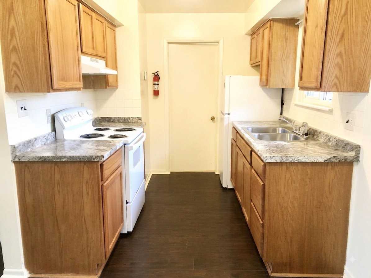 1544 Hanover St #1544 - Photo 6 of 9