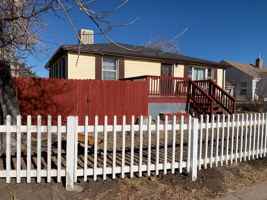 featured image of 2400 E 10th St #1