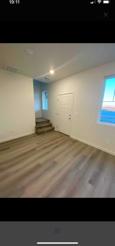 434 Mountain Bluebird Dr - Photo 4 of 6