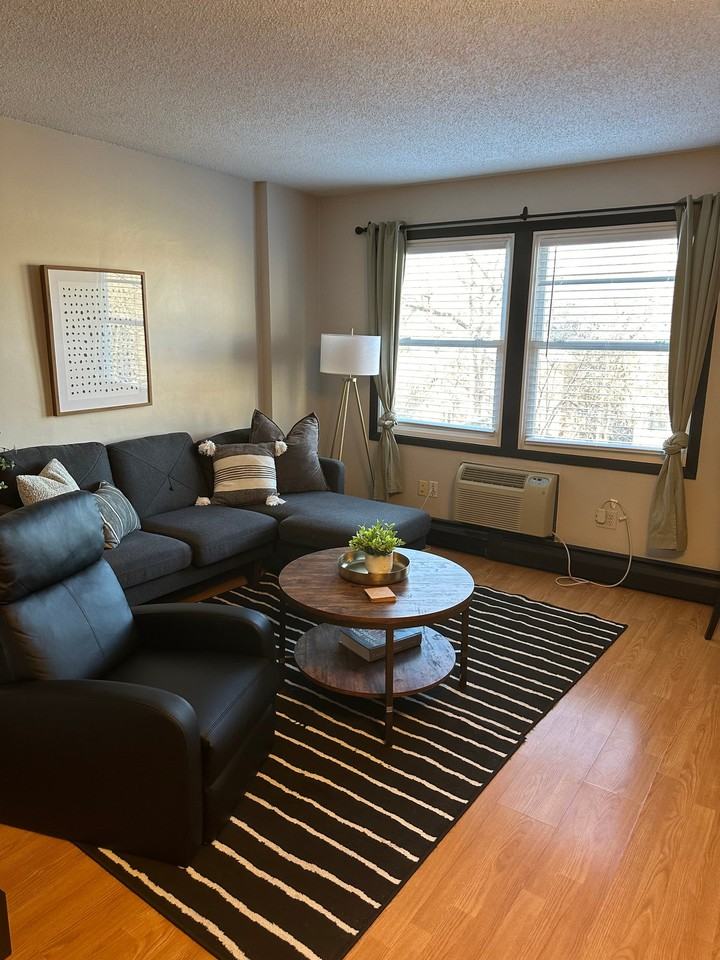 2536 Dupont Ave S #304 - Photo 4 of 6
