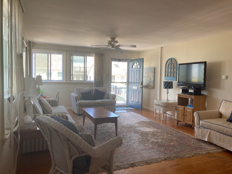 15 Bragg Ave - Photo 3 of 16