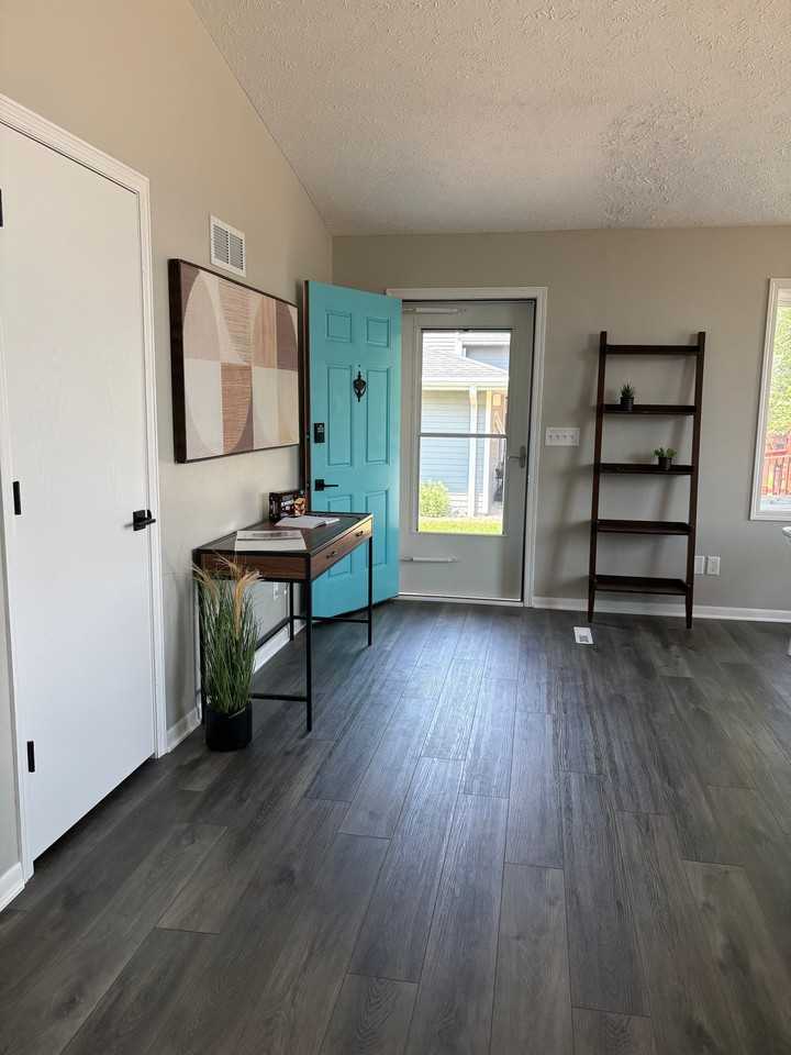 37 Clear Lk - Photo 6 of 20