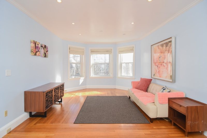 96 Saint Paul St #3 - Photo 5 of 14