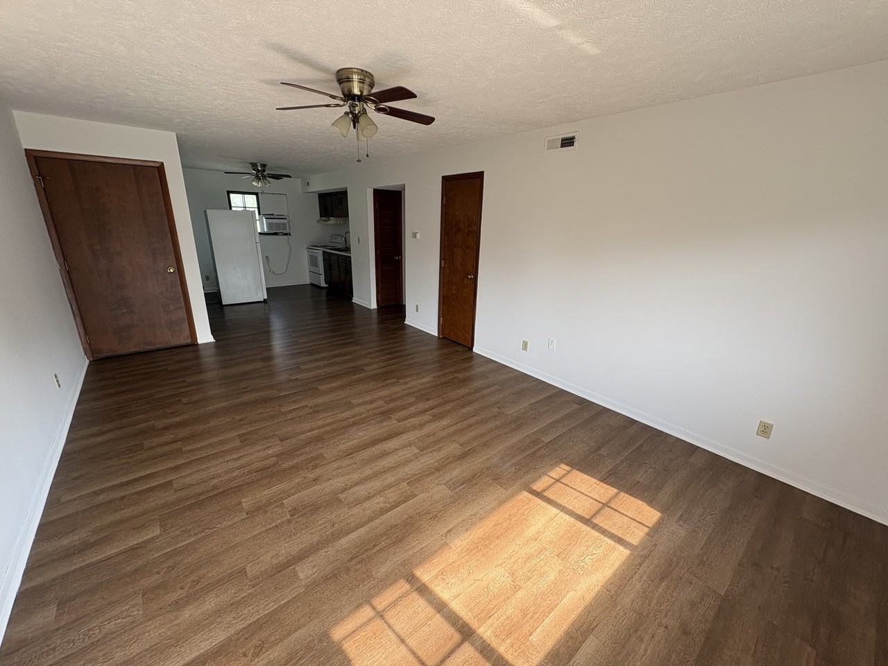 10502 County Rd #6 - Photo 3 of 6