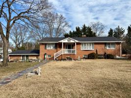 featured image of 519 Sylvan Way #1