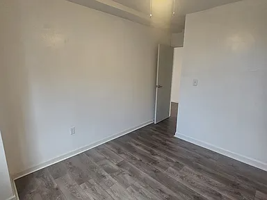 11720 Edgewater Dr #605 - Photo 7 of 12