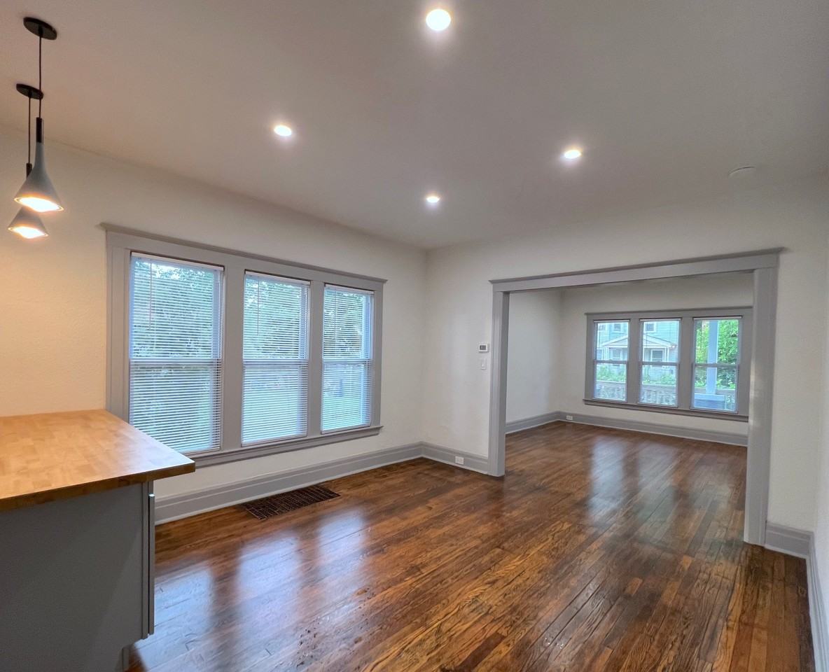 3761 Maxwell St - Photo 5 of 20