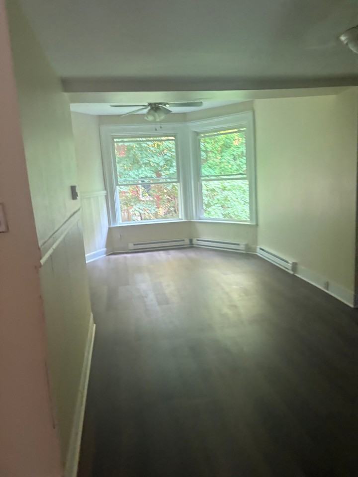 92 Court St - Photo 4 of 5