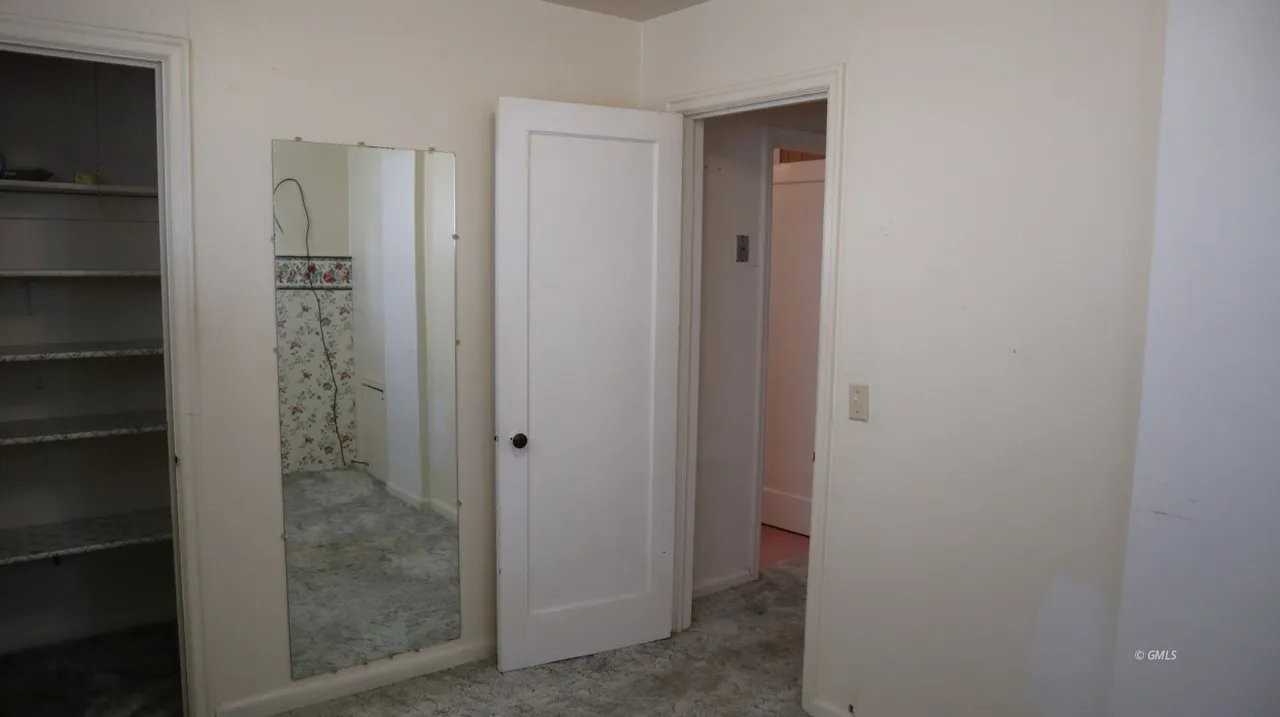 402 E Grant Ave - Photo 6 of 15