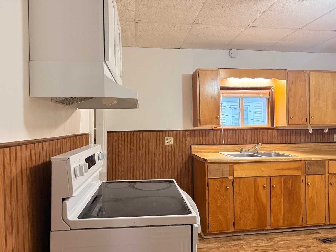 116 W Woodland Ave - Photo 7 of 8