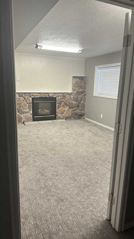 780 En - Photo 2 of 7