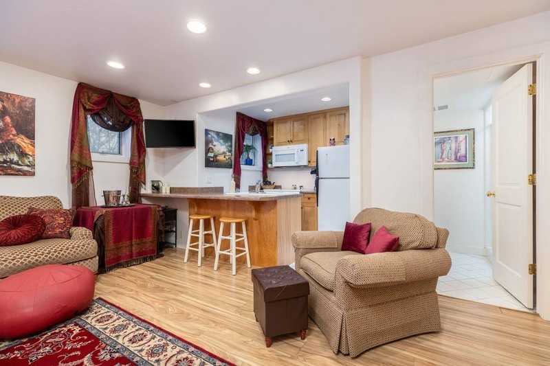 452 E 11th Ave - Photo 2 of 14
