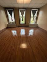 featured image of 415 1/2 E 4th St