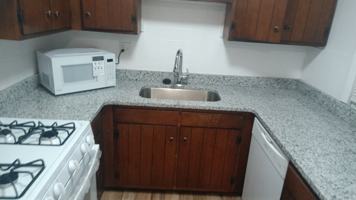 featured image of 1129 Rodman St