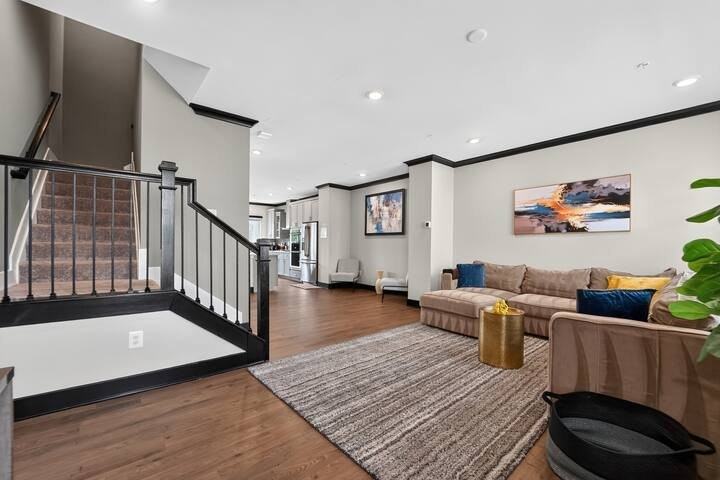 7941 Potter Pl - Photo 7 of 45