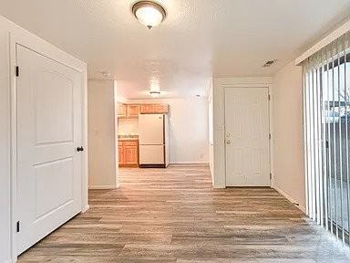 2211 Ne #4 - Photo 2 of 6