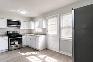 featured image of 124 Yorke St #B14