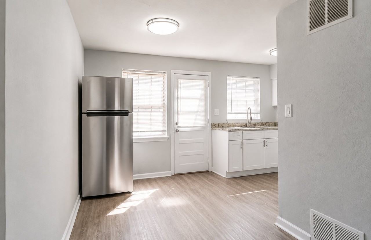 124 Yorke St #B14 - Photo 3 of 12