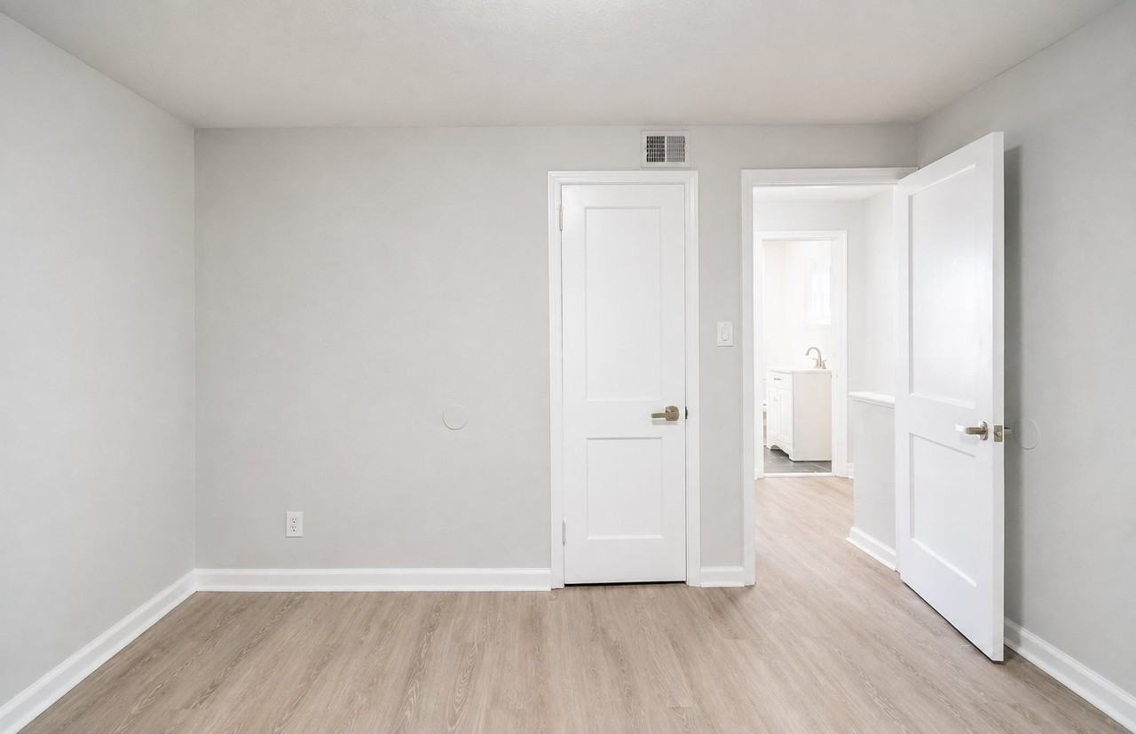 124 Yorke St #B14 - Photo 4 of 12