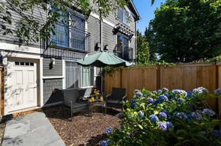9237 17th Ave Sw #B - Photo 1 of 1